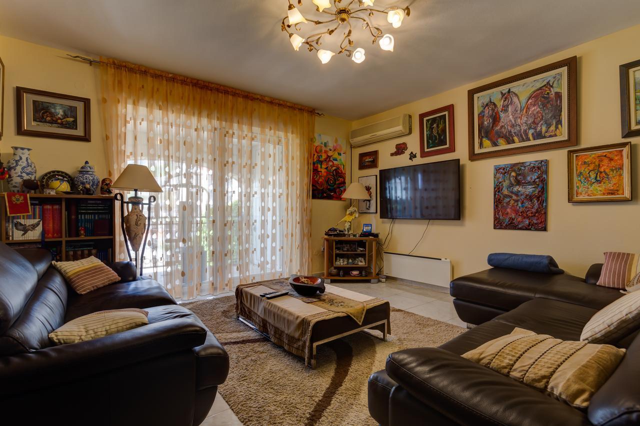 Apartments Varja Sveti Stefan Eksteriør billede