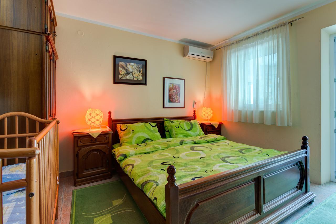 Apartments Varja Sveti Stefan Eksteriør billede