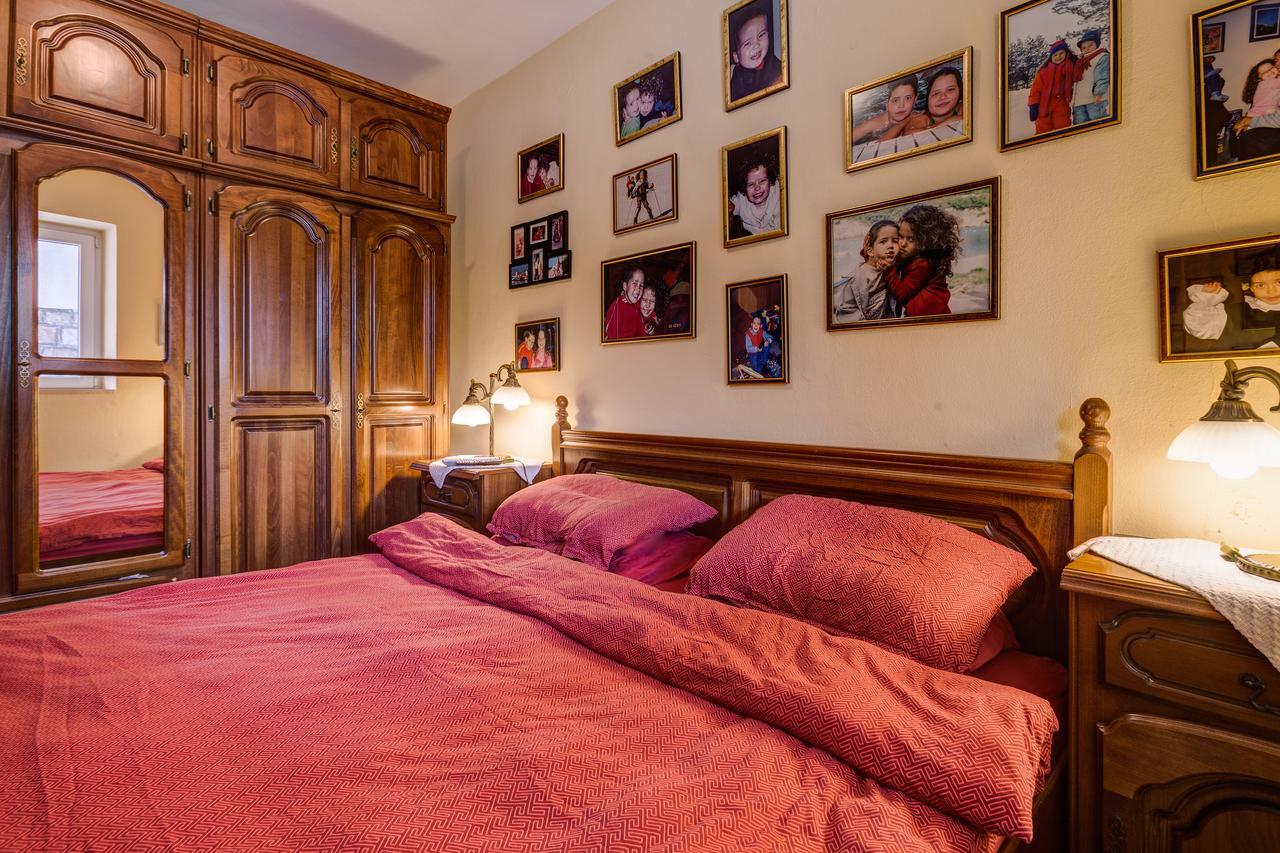 Apartments Varja Sveti Stefan Eksteriør billede